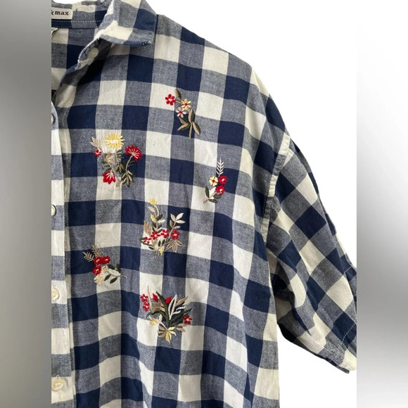 Blue and white checkered vintage floral button down shirt - Picture 3 of 4